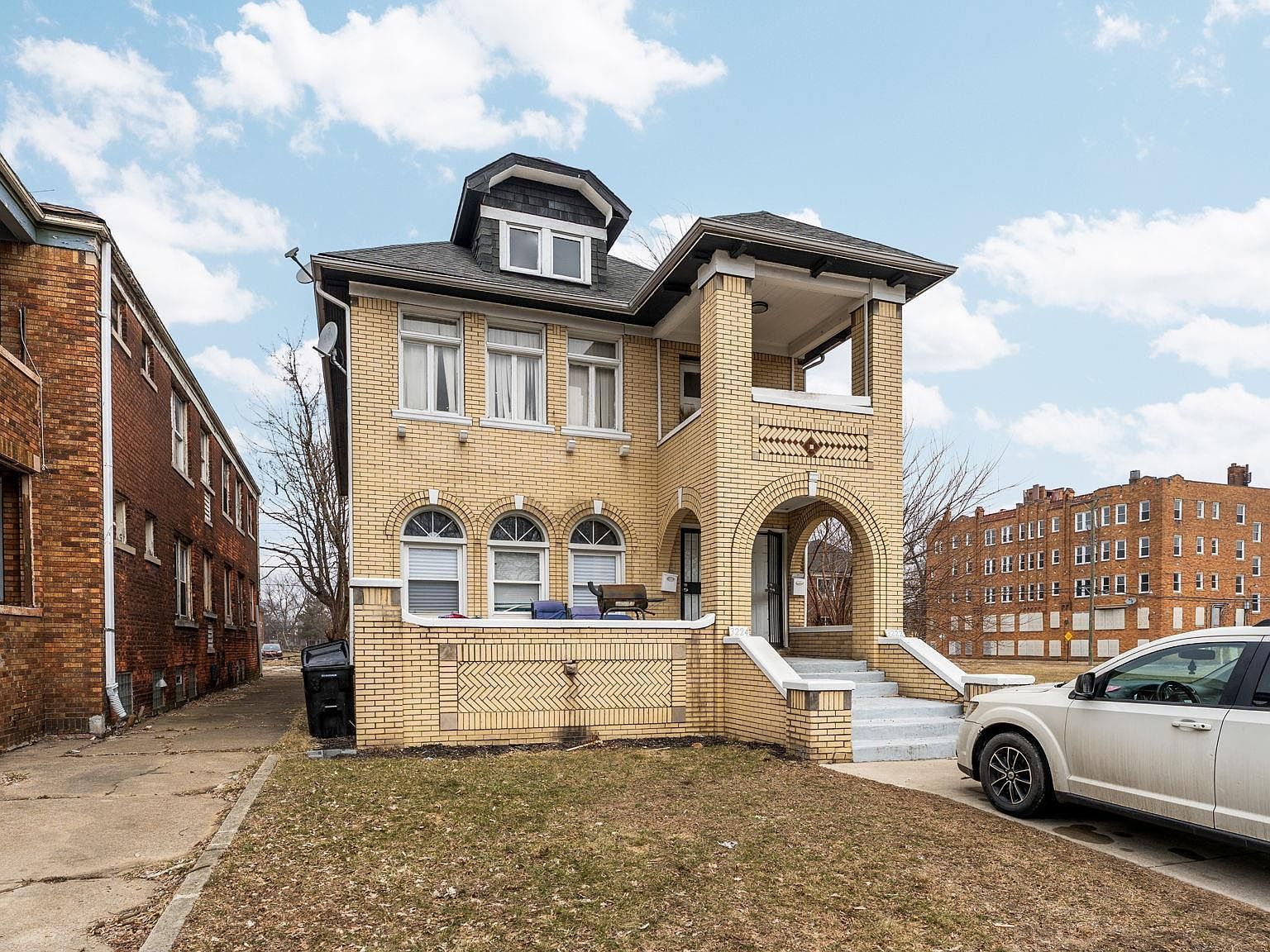 3222 Richton St Detroit, MI 48206 - Thumbnail 3