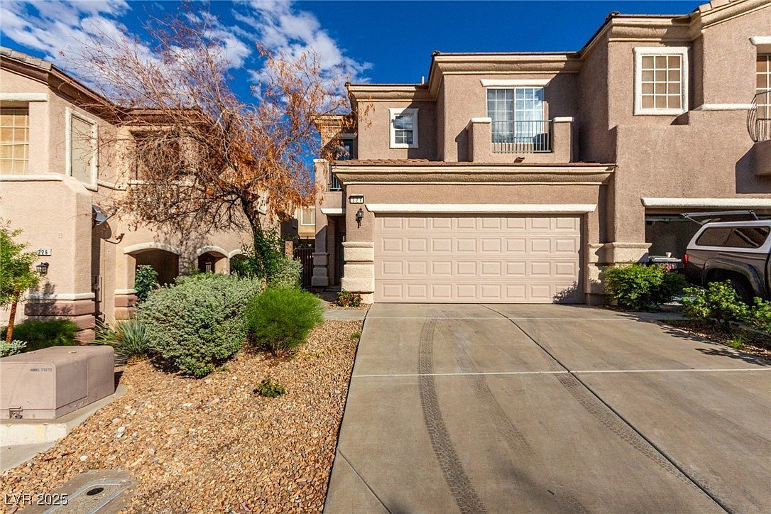 228 Serenity Crest St Henderson, NV 89012 - Thumbnail 3