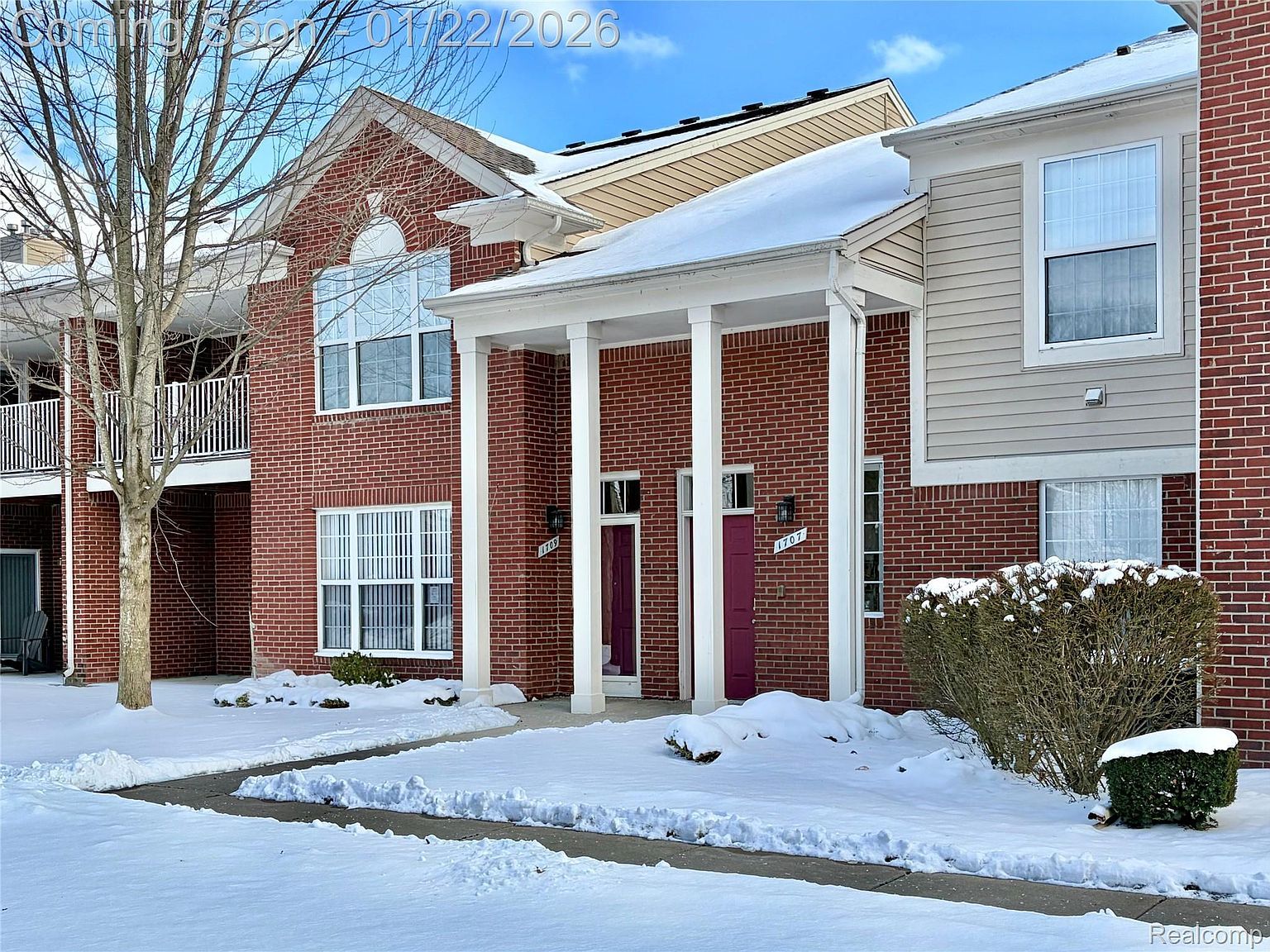 1709 Deepwood Cir #57 Rochester, MI 48307 - Thumbnail 3