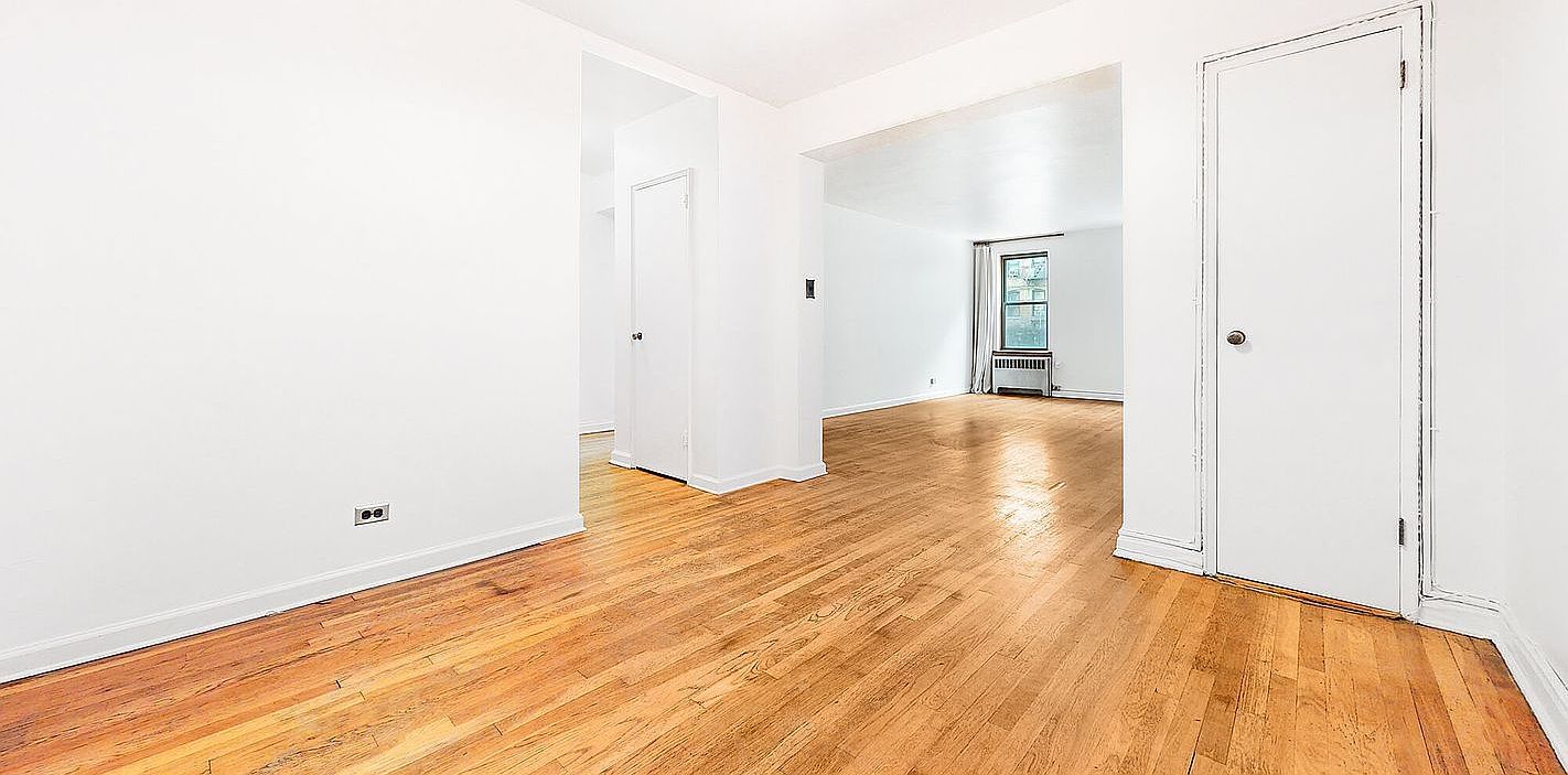 25 Indian Rd APT 2G New York, NY 10034 - Thumbnail 3