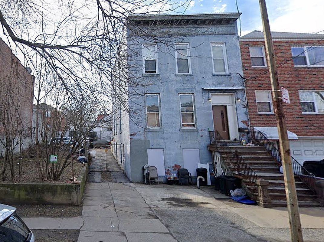 1327 Leland Ave Bronx, NY 10472 - Thumbnail 3