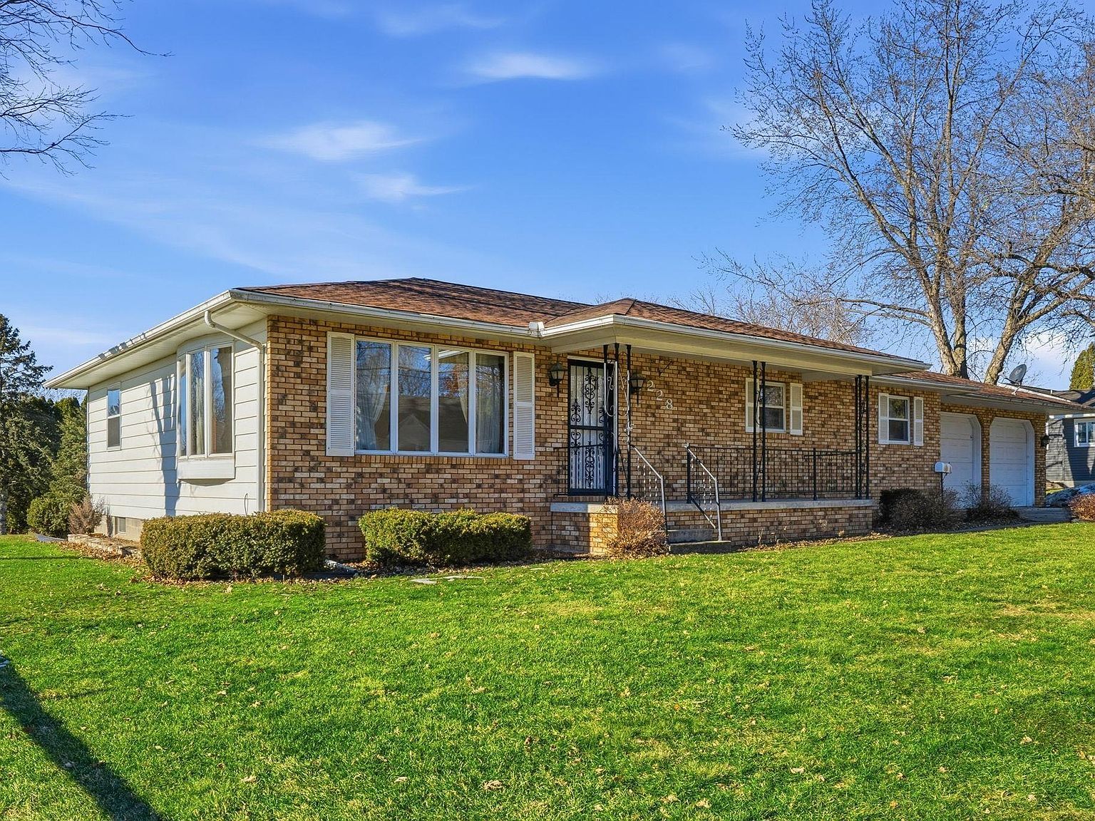 228 N Pleasant Hill Ave New Hampton, IA 50659 - Thumbnail 3