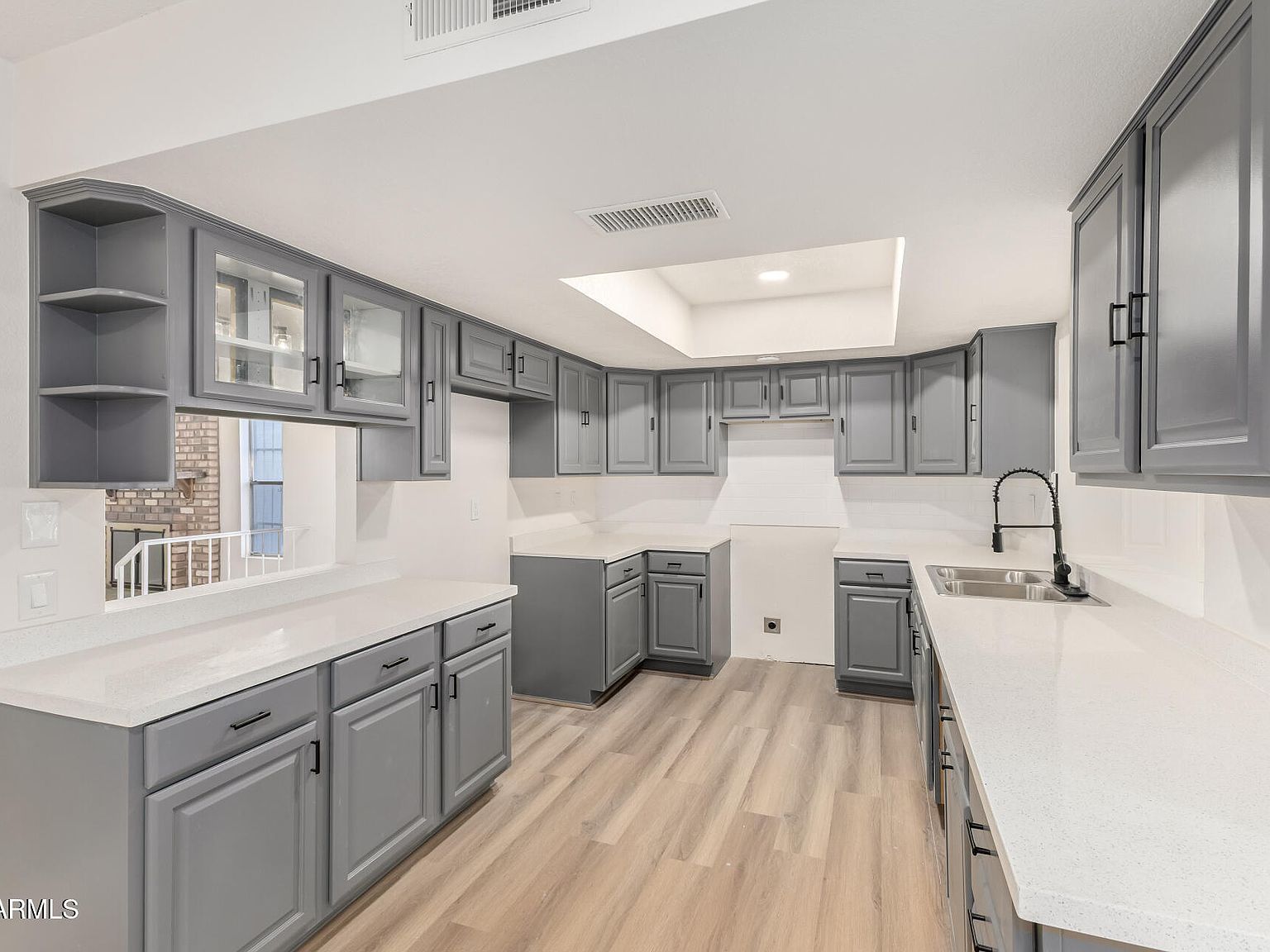 16275 N 30th Dr Phoenix, AZ 85053 - Thumbnail 3