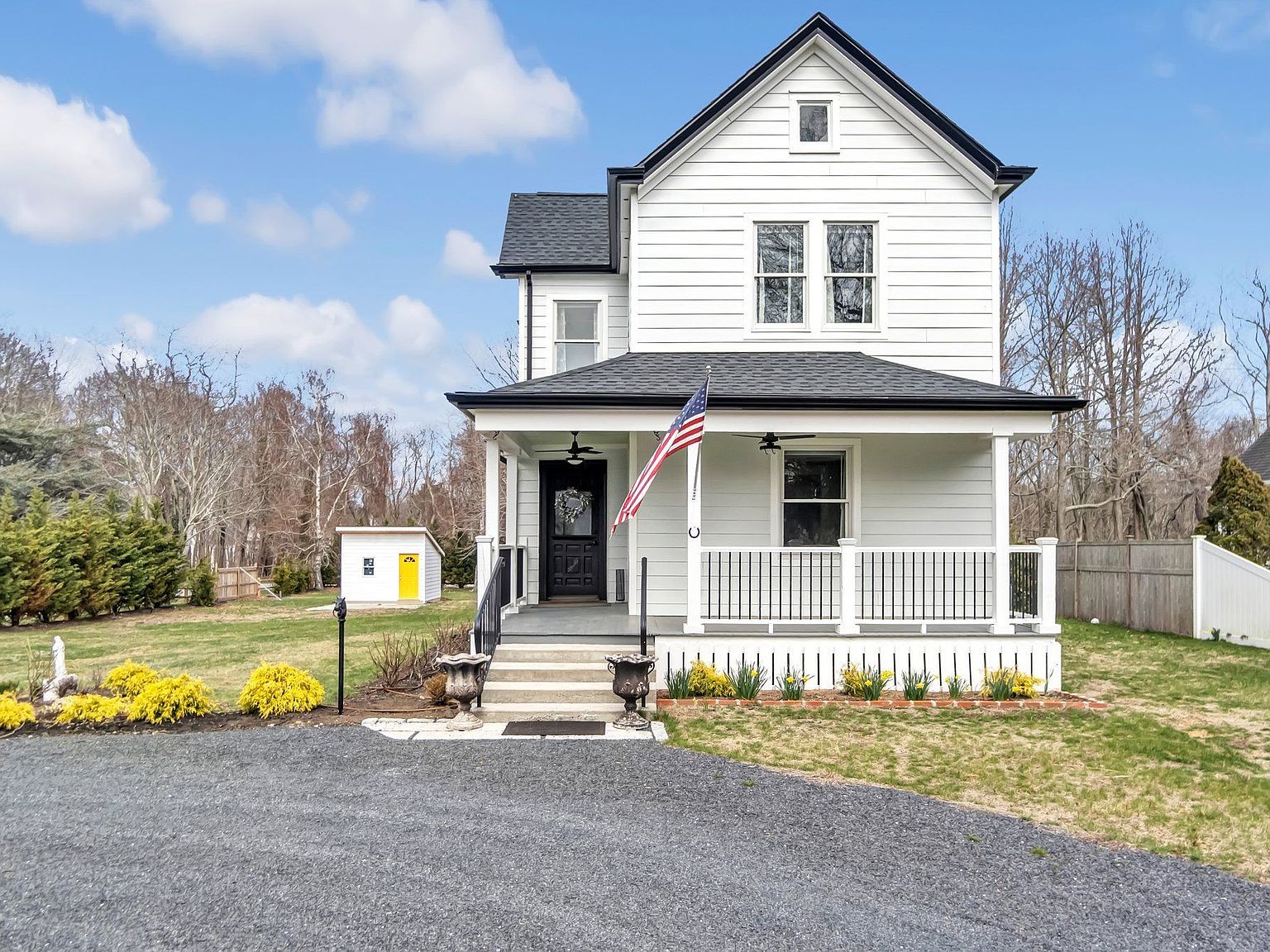 235 Cemetery Rd East Marion, NY 11939 - Thumbnail 3