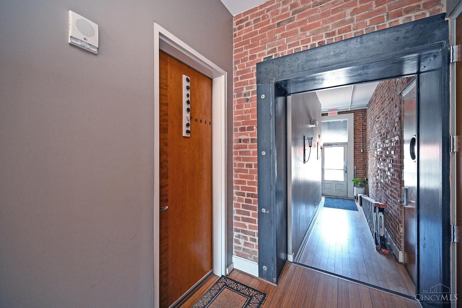 1222 Republic St Unit 3 Cincinnati, OH 45202 - Thumbnail 3
