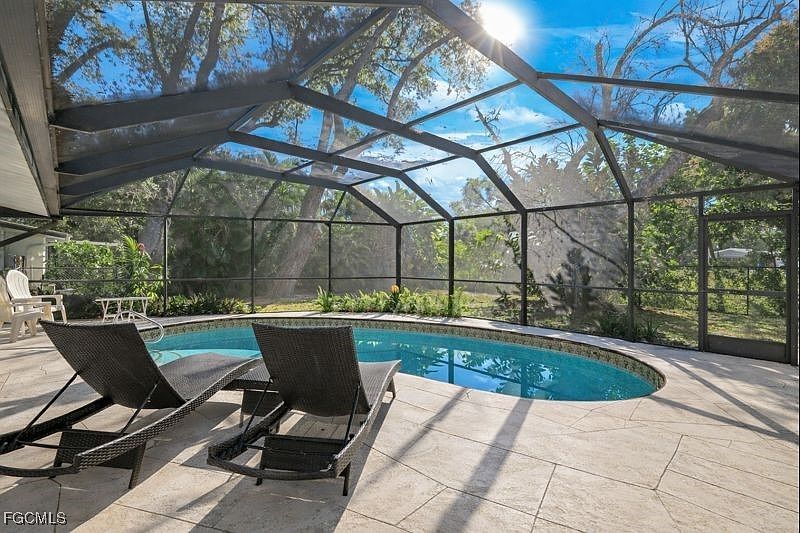 1334 Vesper Dr Fort Myers, FL 33901 - Thumbnail 3