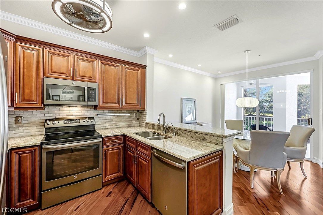 9050 Palmas Grandes Blvd APT 203 Bonita Springs, FL 34135 - Thumbnail 3