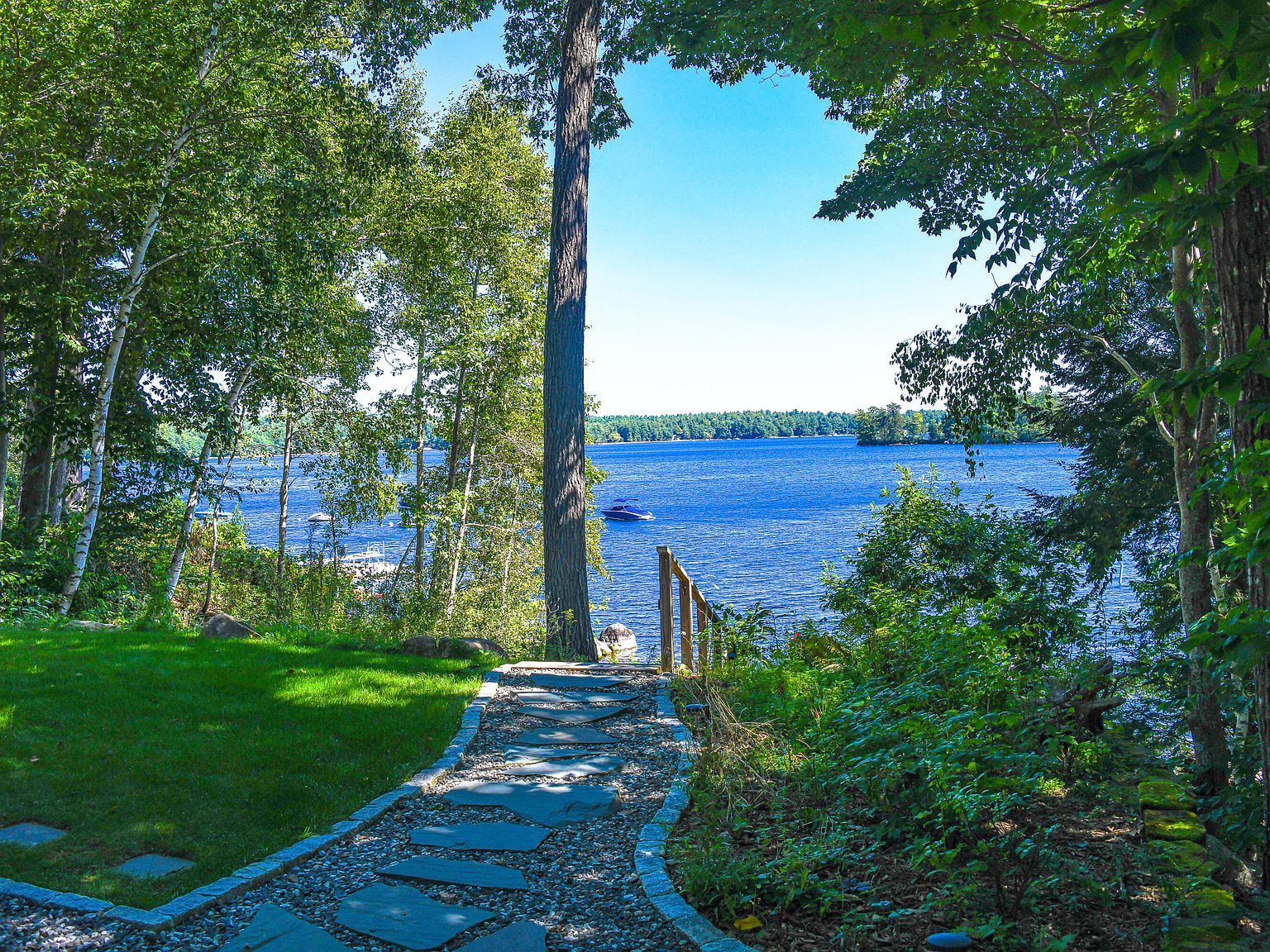 24 Terrace Rd Sebago, ME 04029 - Thumbnail 3