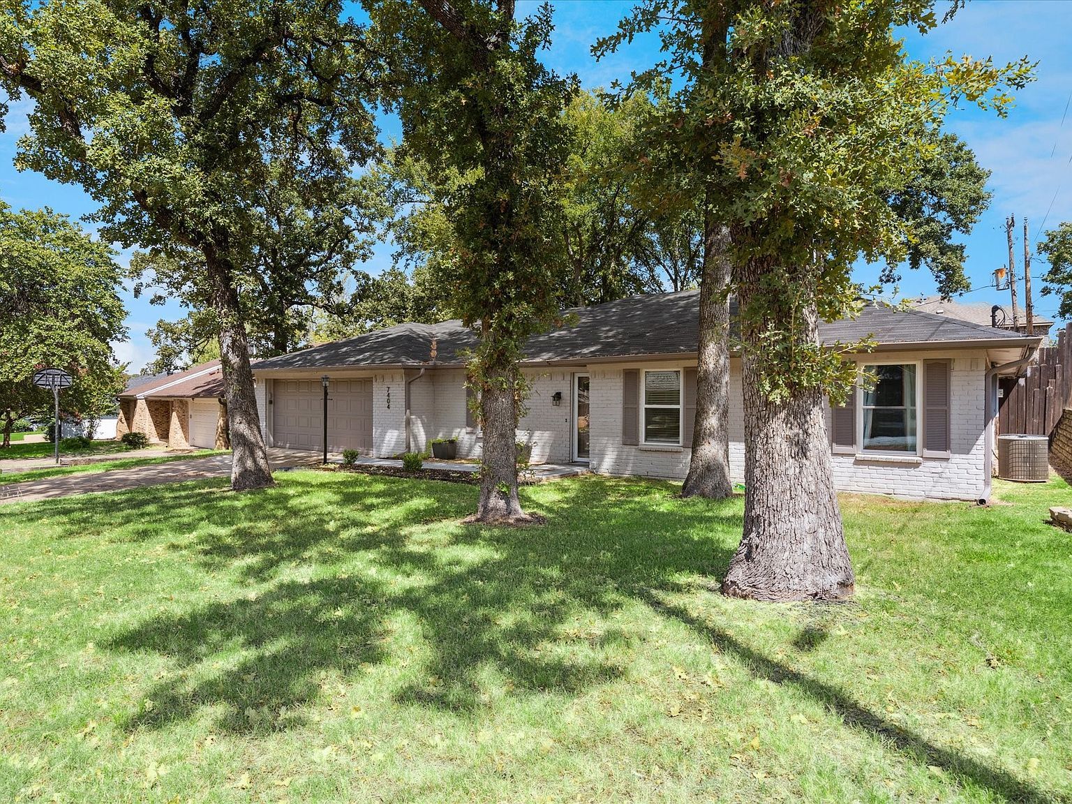 7404 Forrest Ln North Richland Hills, TX 76182 - Thumbnail 3