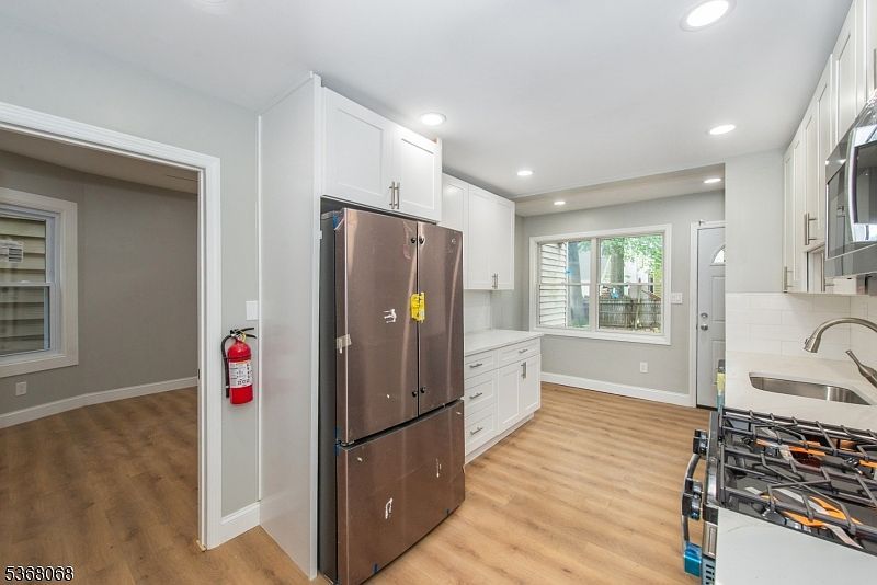 835 S 14th St Newark, NJ 07108 - Thumbnail 3