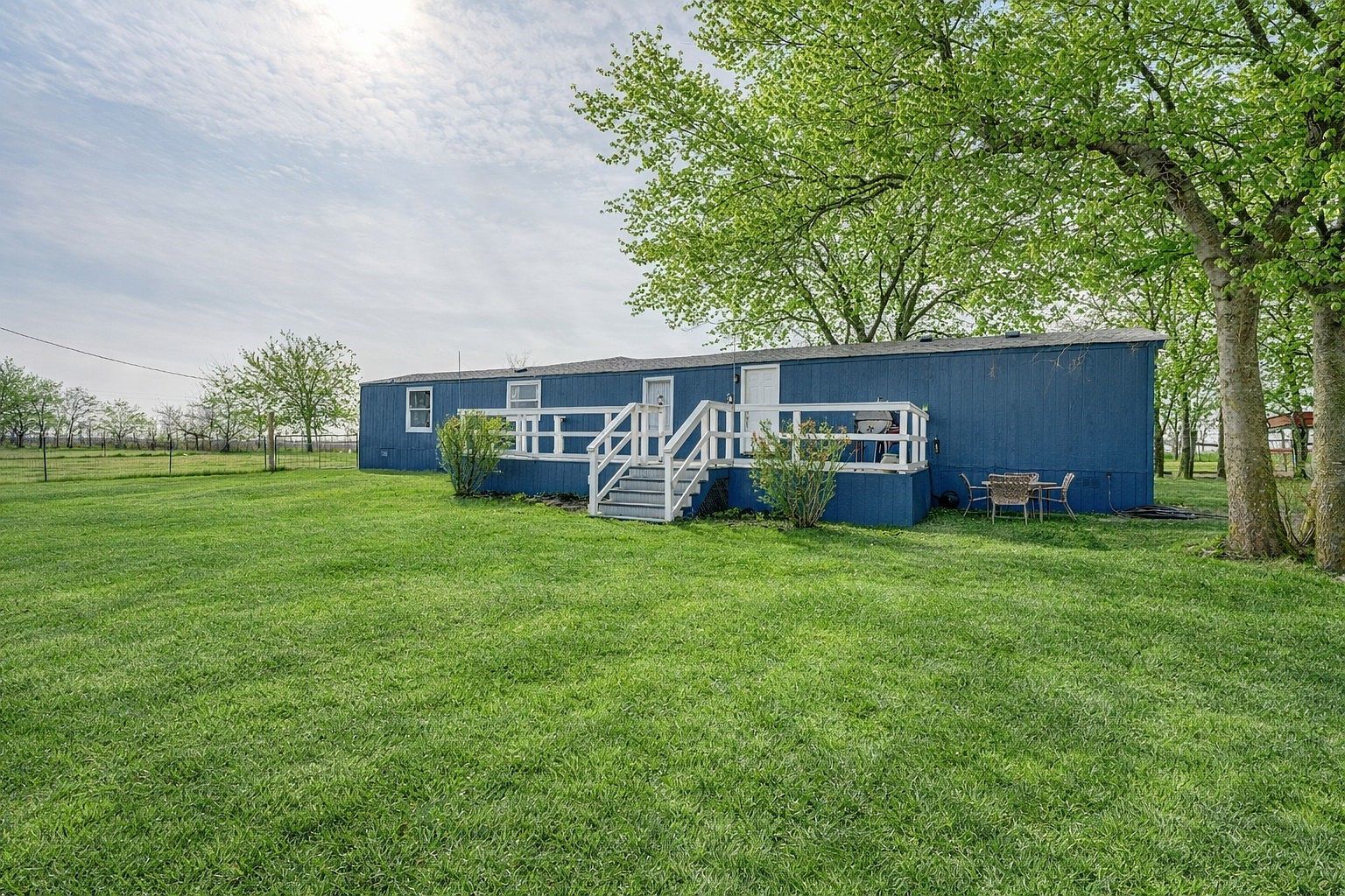 428 Gentry Rd Ennis, TX 75119 - Thumbnail 3