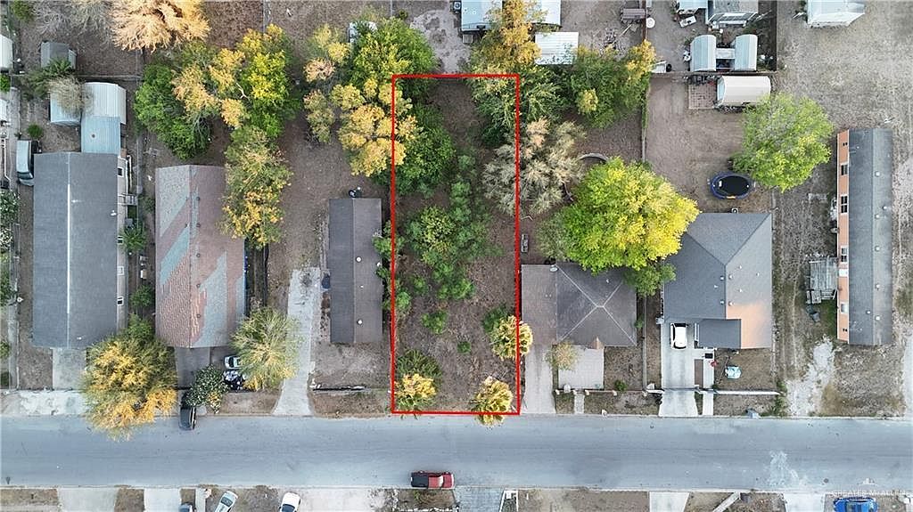 911 San Martin St San Juan, TX 78589 - Thumbnail 3