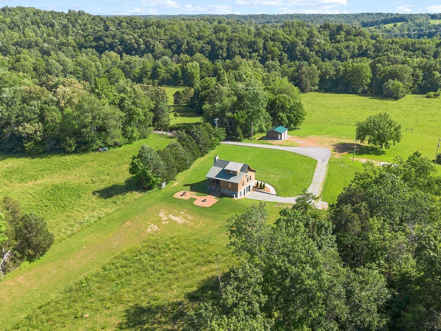 2890 Ellis Ln Palmyra, TN 37142 - Thumbnail 3