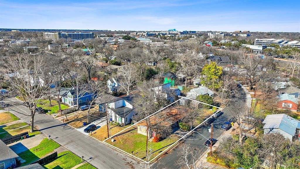 300 Irma Dr Austin, TX 78752 - Thumbnail 3