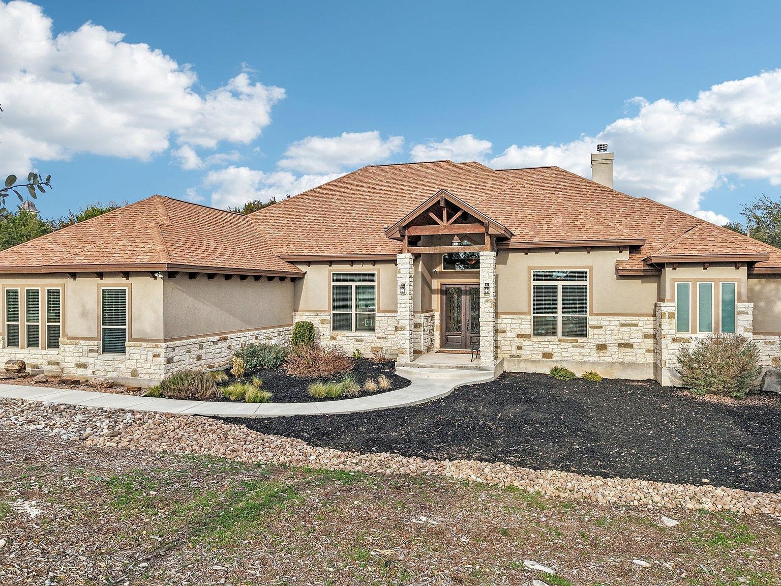 2225 Elm Cedar Dr New Braunfels, TX 78132 - Thumbnail 3