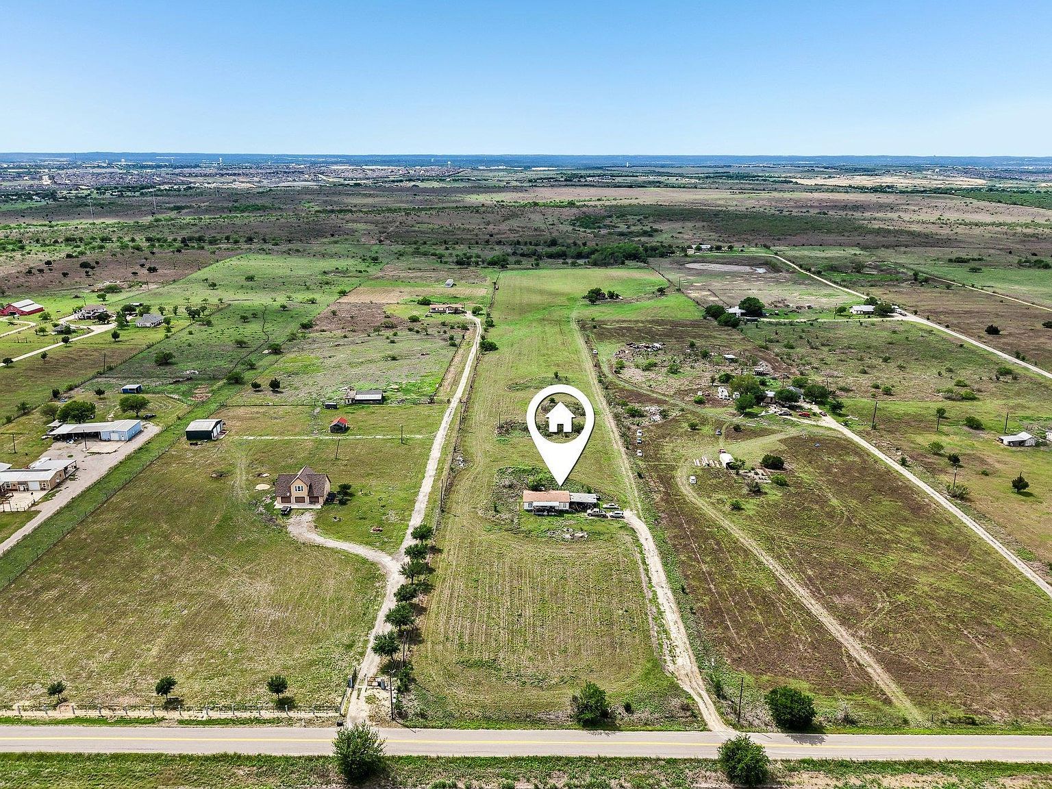 14204 Graef Rd Buda, TX 78610 - Thumbnail 3