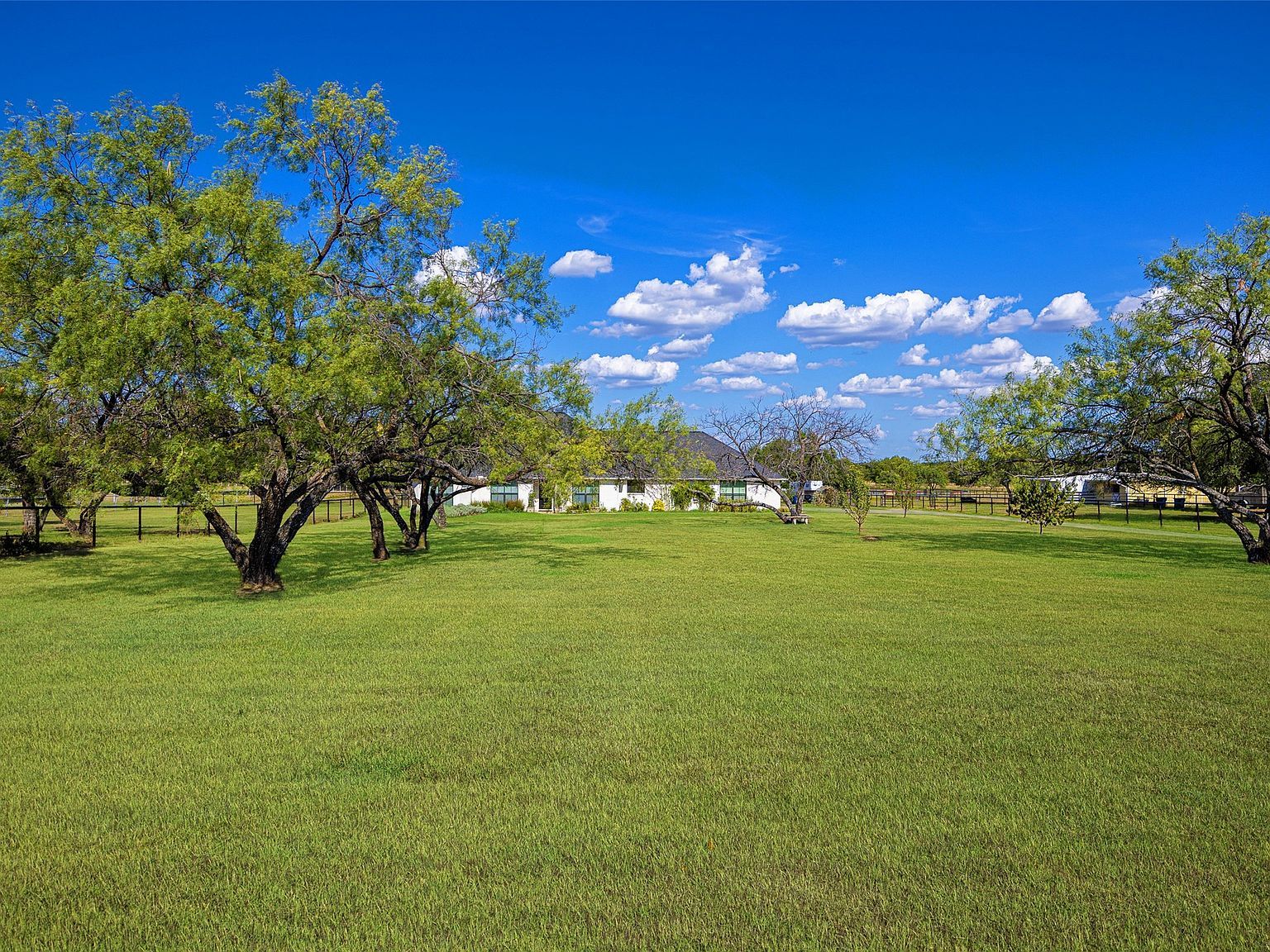 234 Whispering Trails St Argyle, TX 76226 - Thumbnail 3