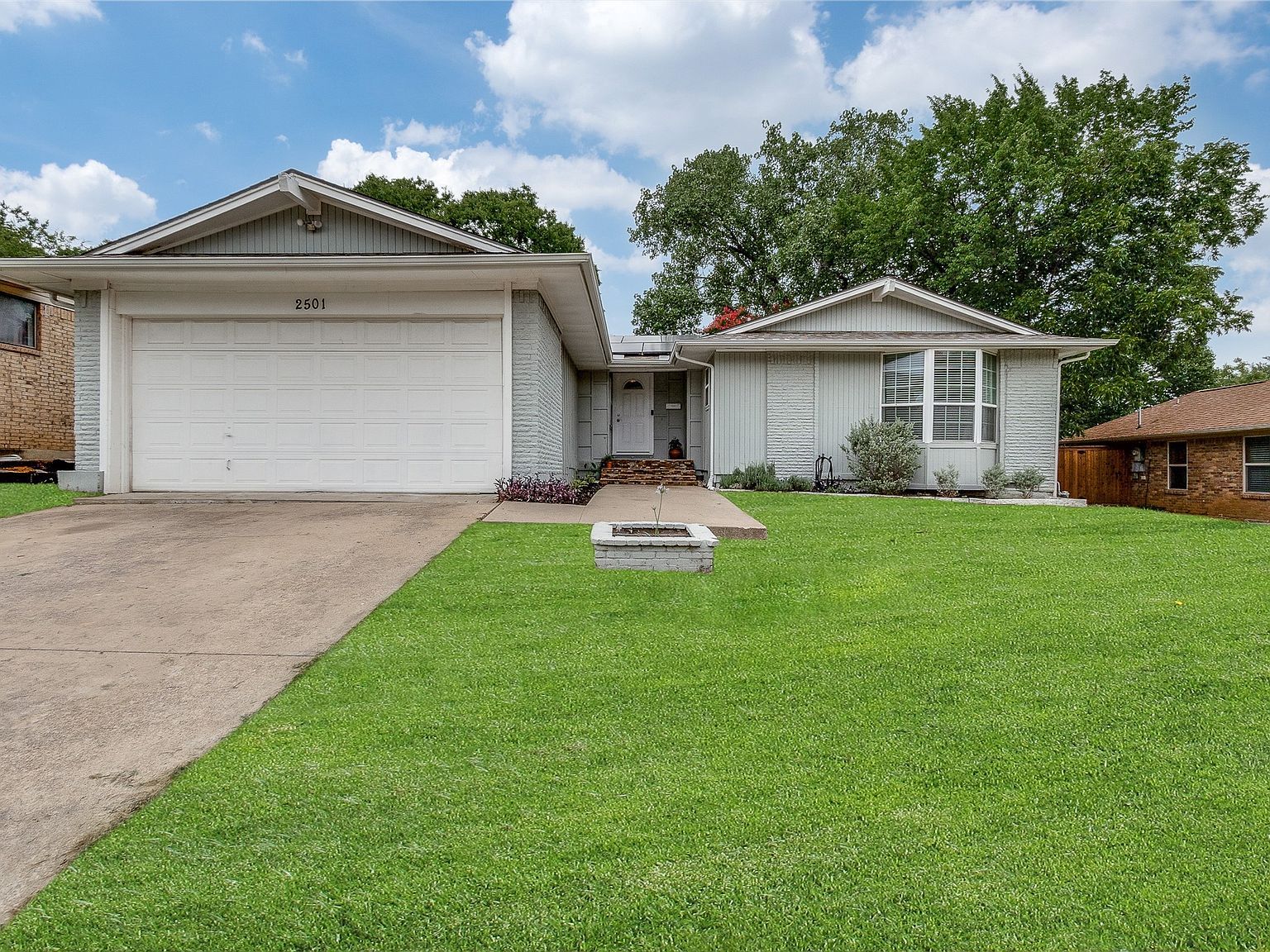 2501 Briarcliff Dr Irving, TX 75062 - Thumbnail 3