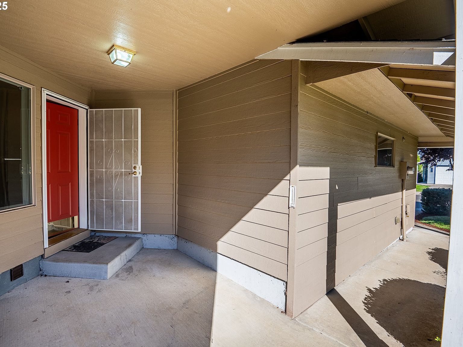 957 E Benjamin Ave Cottage Grove, OR 97424 - Thumbnail 3