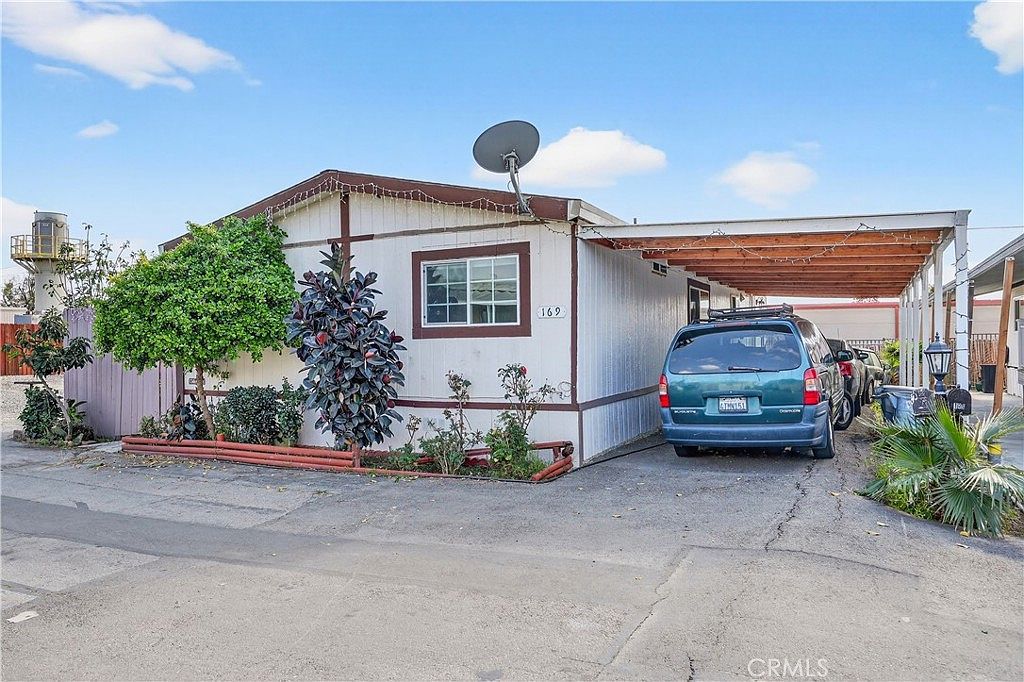 5450 N Paramount Blvd Space 169 Long Beach, CA 90805 - Thumbnail 3