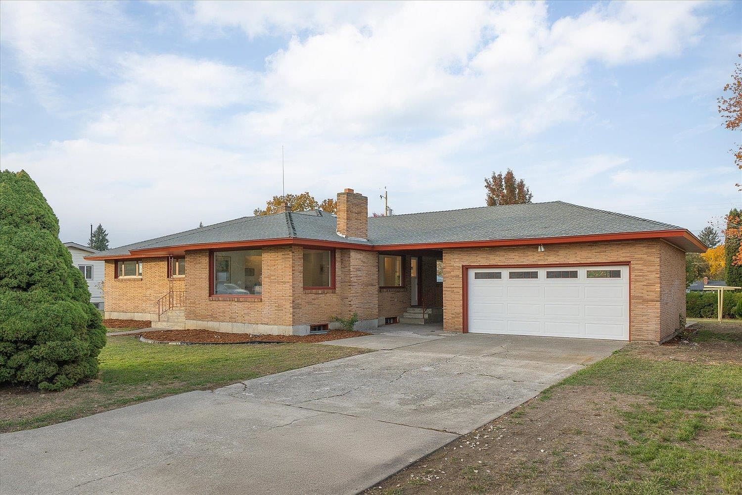 11303 E 9th Ave Spokane, WA 99206 - Thumbnail 3