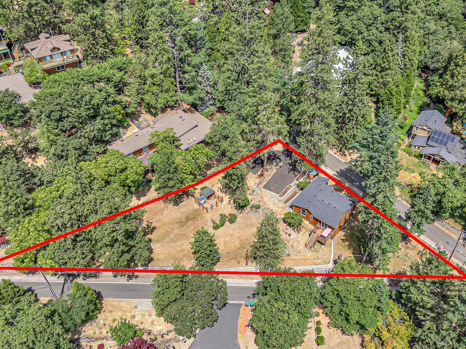 220 Nutley St Ashland, OR 97520 - Thumbnail 3