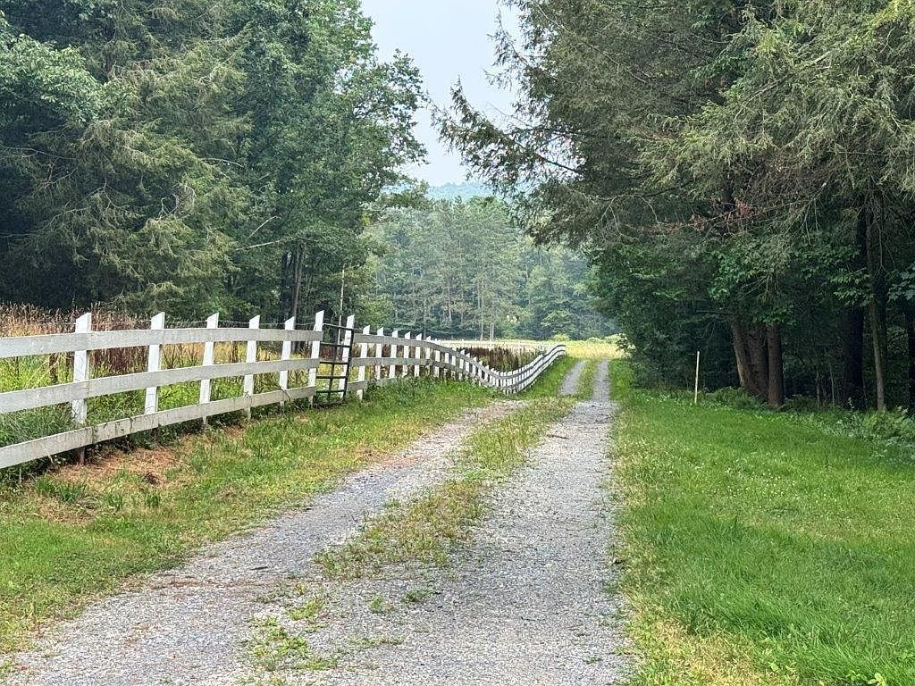 1144 Shaffer Rd Brookville, PA 15825 - Thumbnail 3