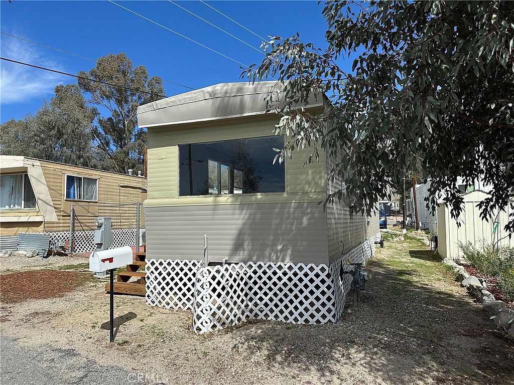 51063-29 Palms Hwy SPACE 33 Morongo Valley, CA 92256 - Thumbnail 3