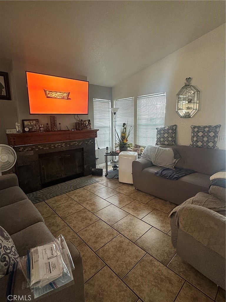 31109 Shicali Ct Temecula, CA 92592 - Thumbnail 3