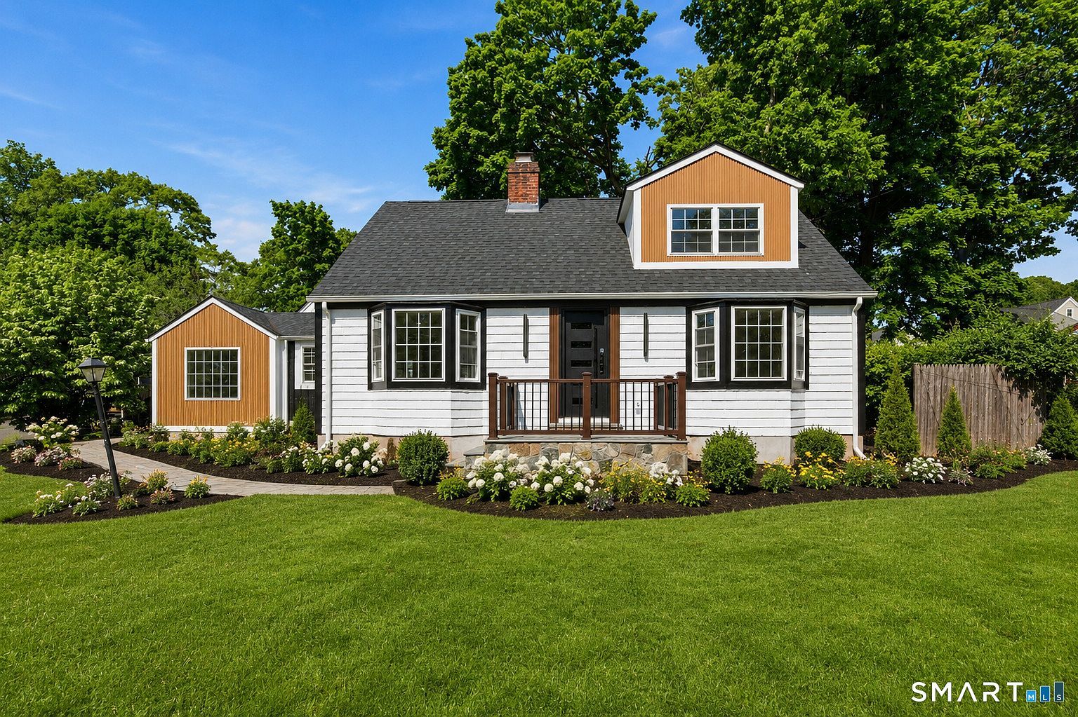 1646 Jennings Rd Fairfield, CT 06824 - Thumbnail 3