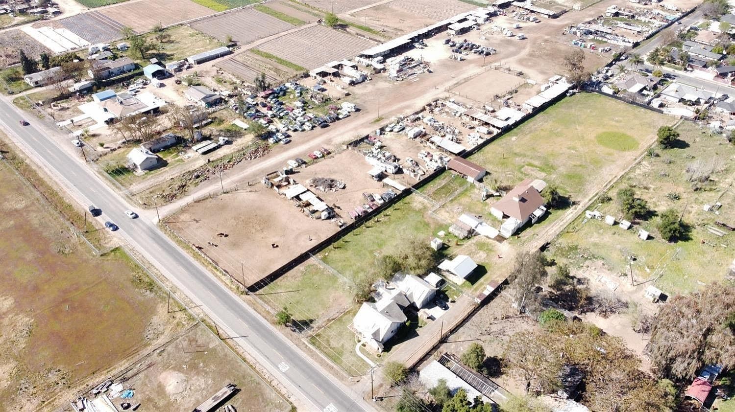 1345 N Brawley Ave Fresno, CA 93722 - Thumbnail 3