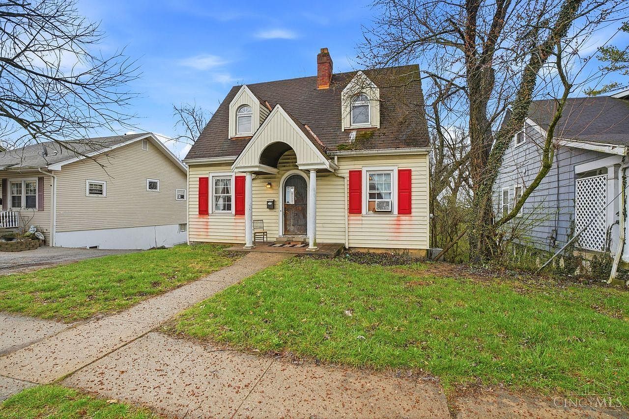 2715 W North Bend Rd Cincinnati, OH 45239 - Thumbnail 3