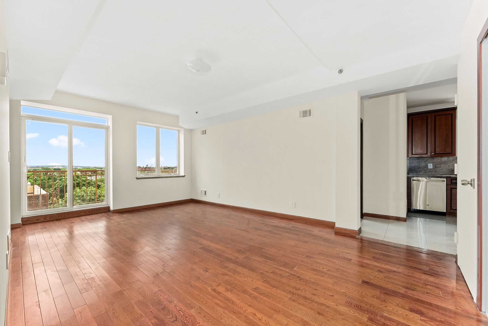 842 Ocean Parkway #8b, Brooklyn, NY, 11230 - Thumbnail 3