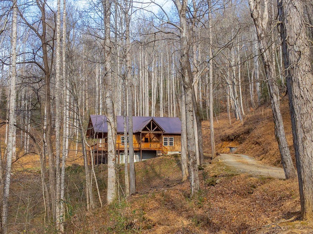 708 Thornhill Dr Sylva, NC 28779 - Thumbnail 3