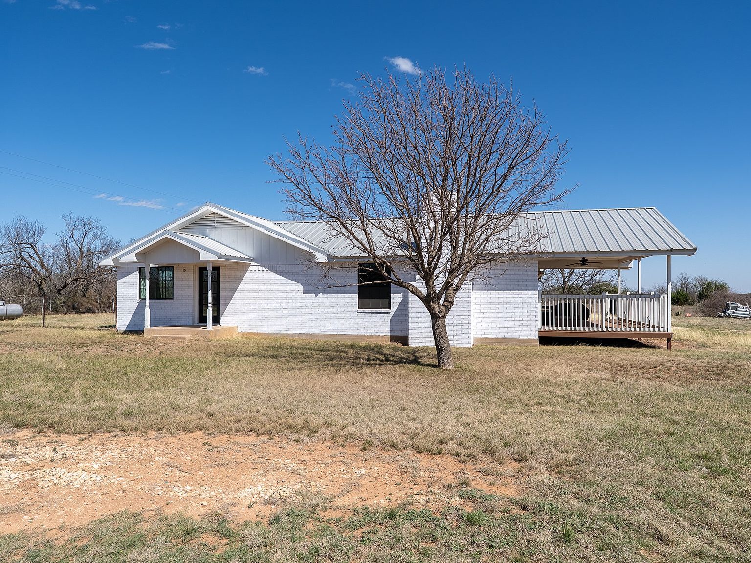 909 Crockett St Santa Anna, TX 76878 - Thumbnail 3