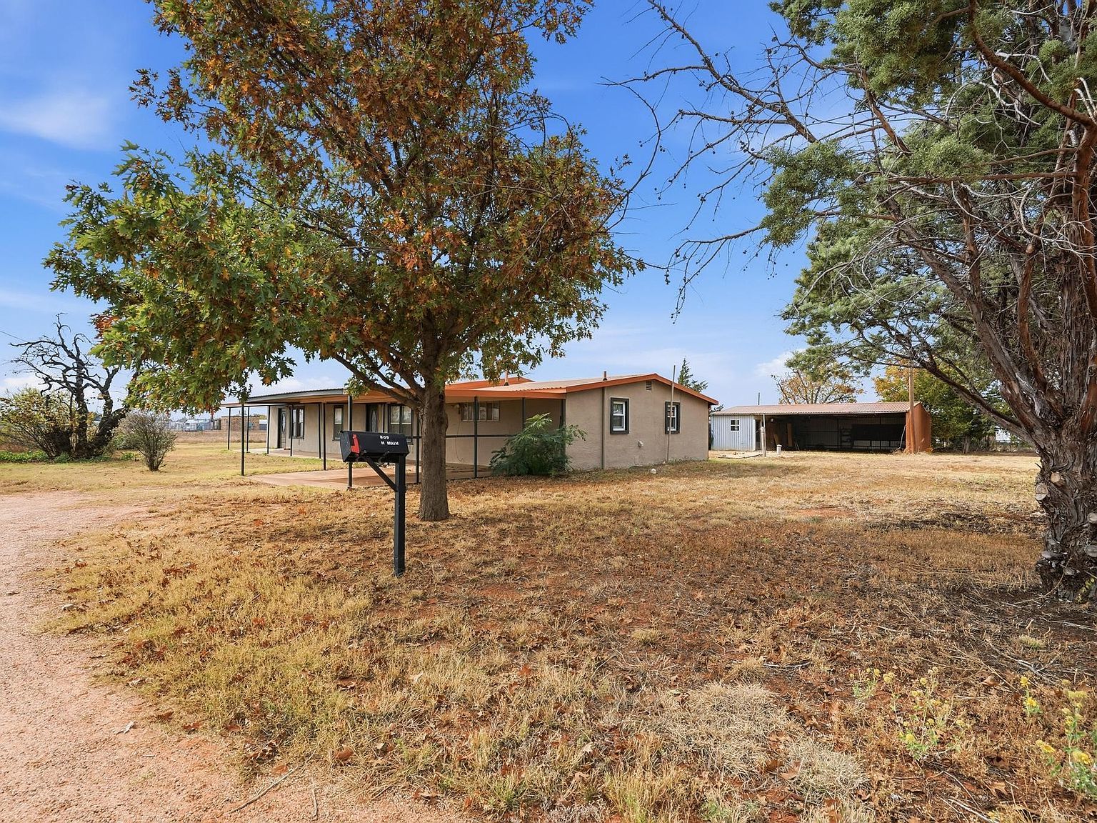 809 N Main St Jayton, TX 79528 - Thumbnail 3