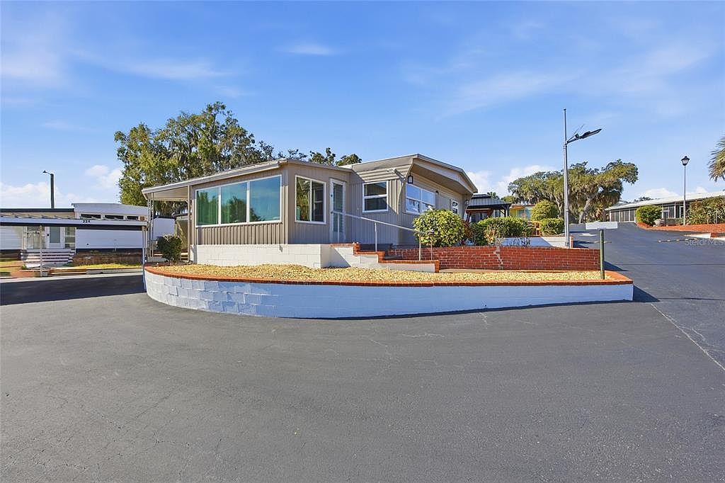 3896 Picciola Rd Lot 224 Fruitland Park, FL 34731 - Thumbnail 3