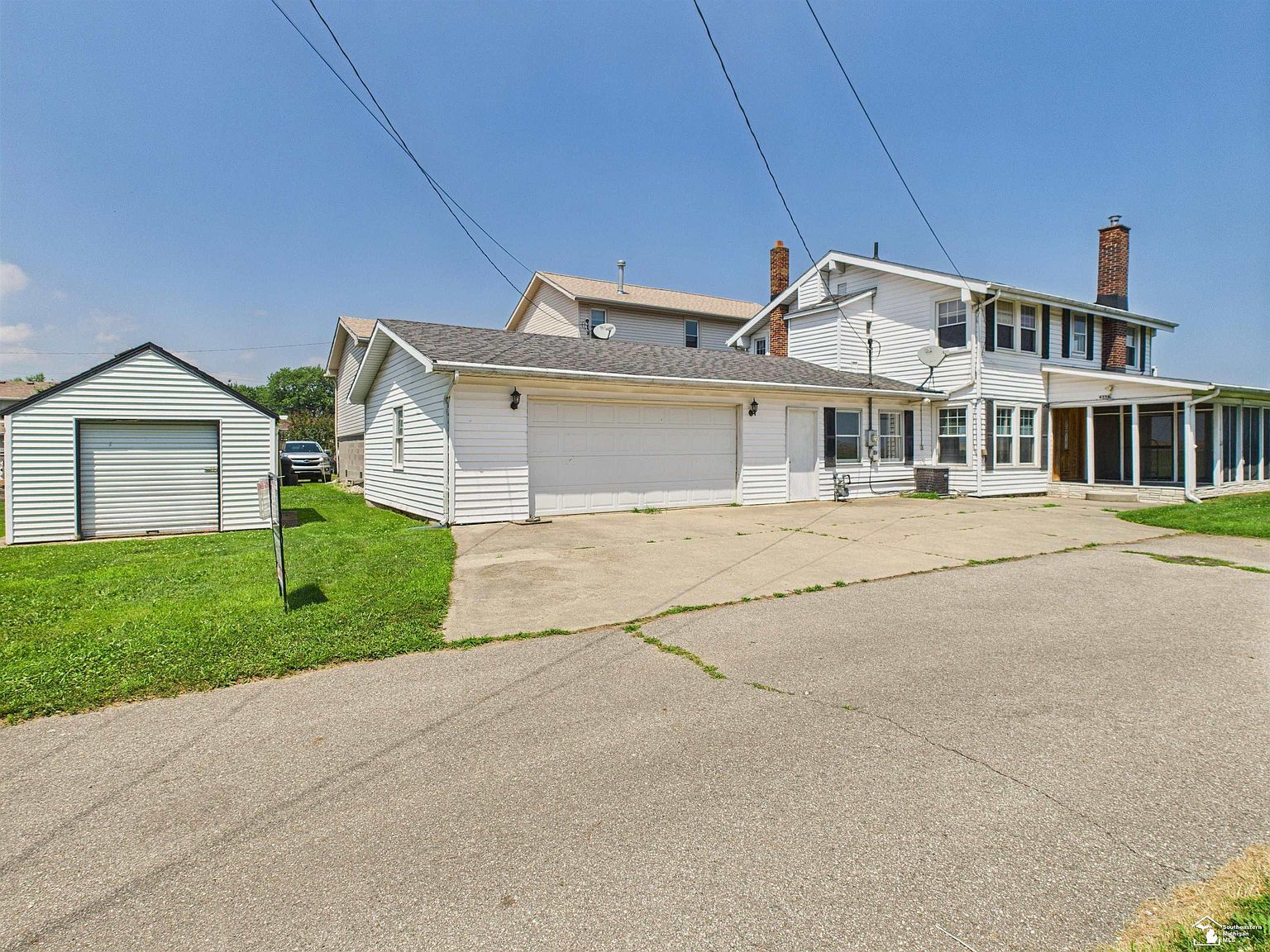 4356 S 14th St Luna Pier, MI 48157 - Thumbnail 3