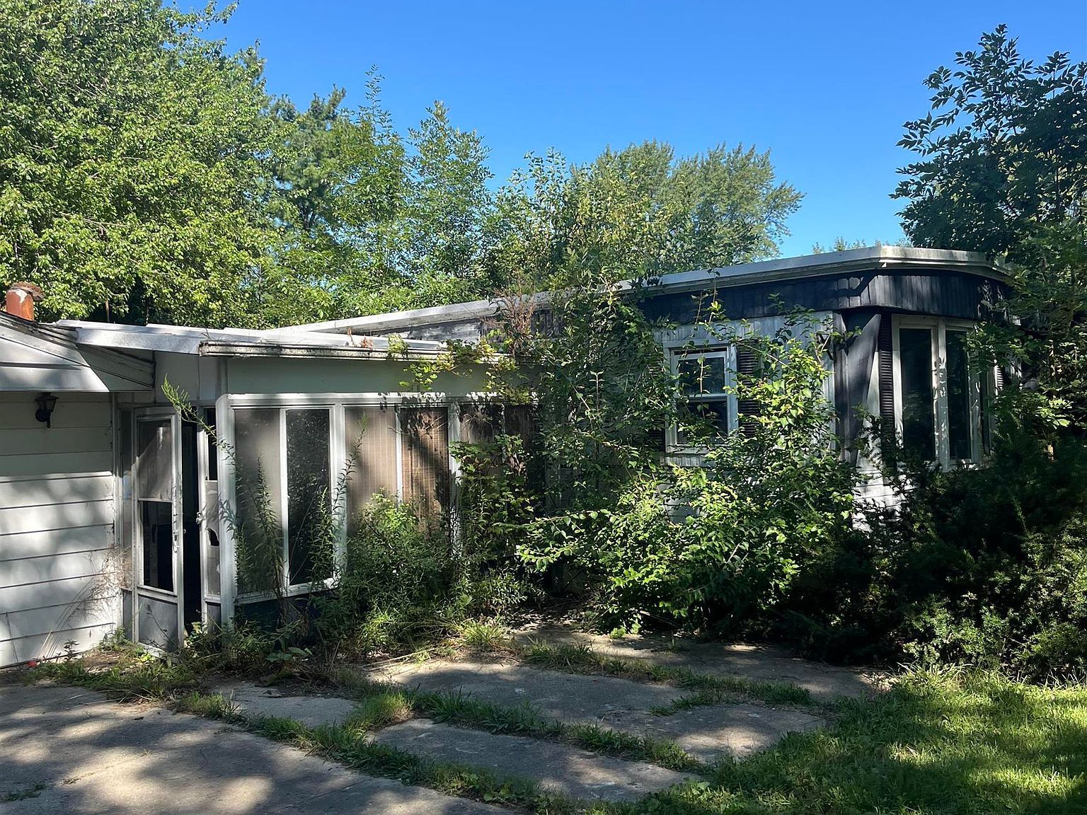 9173 S Tomahawk Trl Markleville, IN 46056 - Thumbnail 3