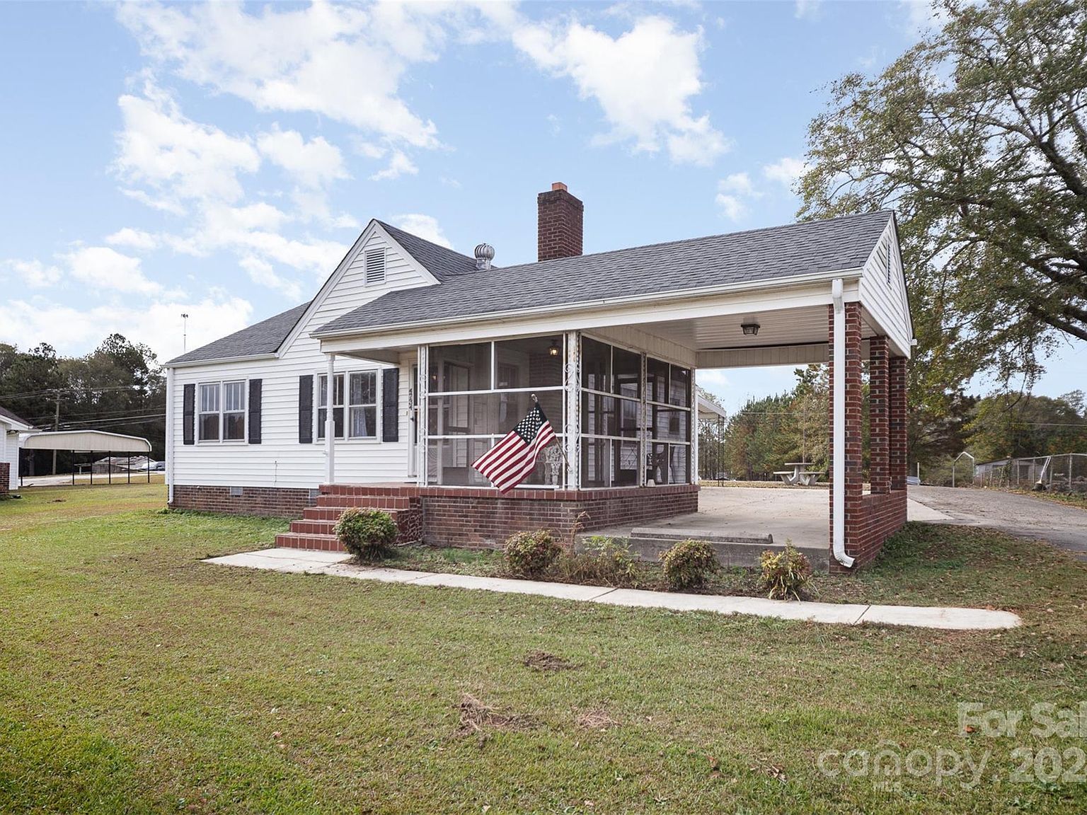 4734 Jonesville Lockhart Hwy Union, SC 29379 - Thumbnail 3