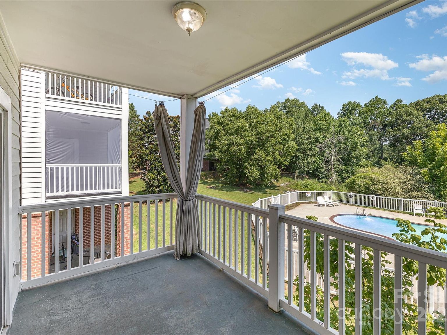 9271 Meadow Vista Rd Charlotte, NC 28213 - Thumbnail 3