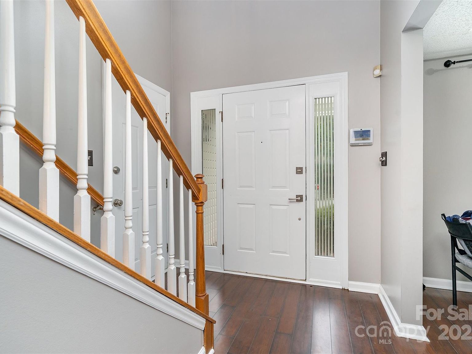 9526 Nettle Dr Charlotte, NC 28216 - Thumbnail 3