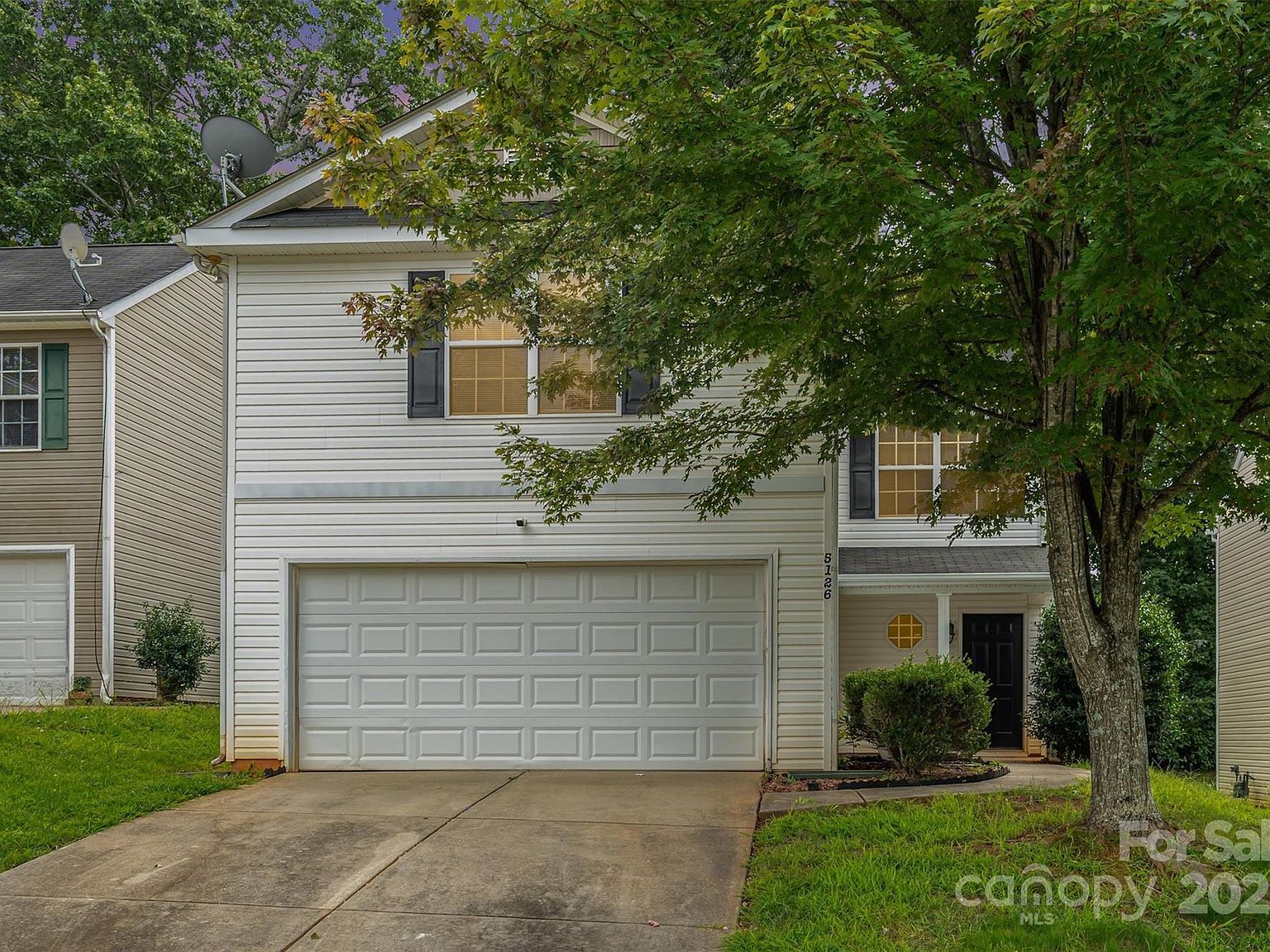 5126 Grays Ridge Dr Charlotte, NC 28269 - Thumbnail 3