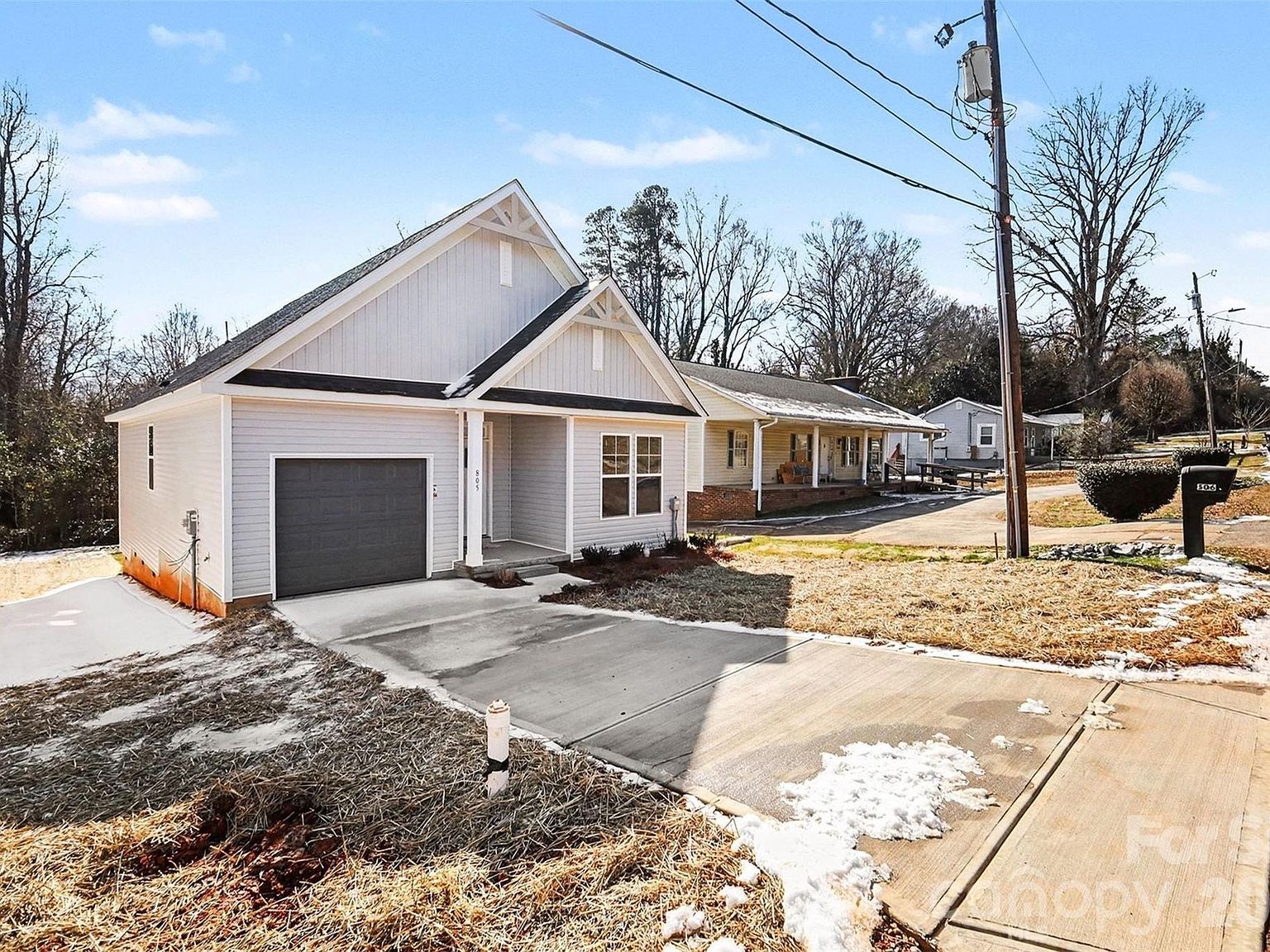 508 Mill St Lowell, NC 28098 - Thumbnail 3