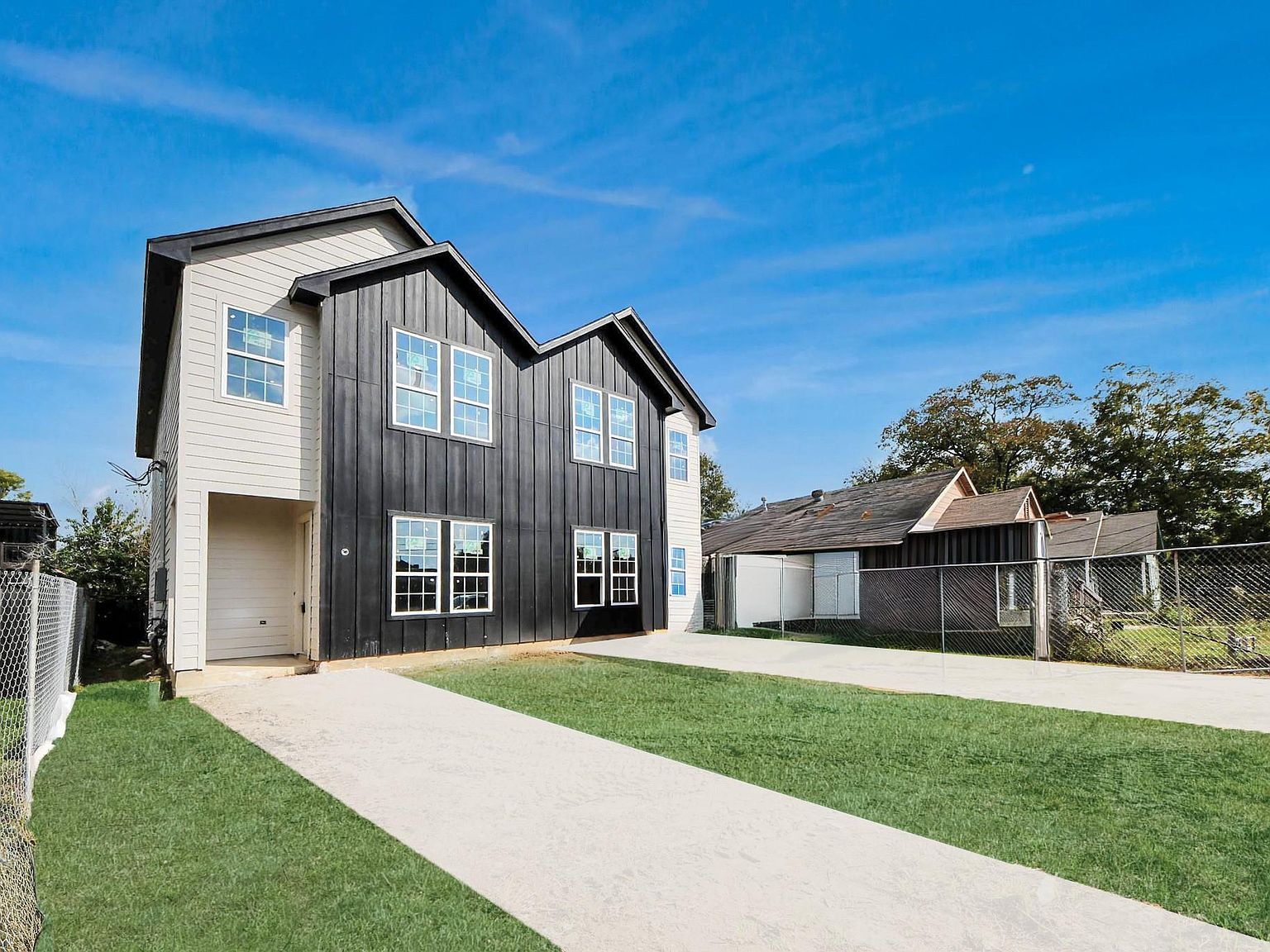 4413 McKinley St Houston, TX 77051 - Thumbnail 3