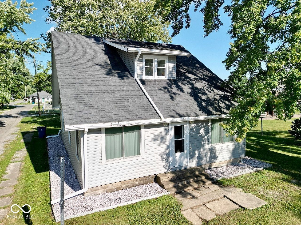 218 Greenberry St Marion, IN 46952 - Thumbnail 3