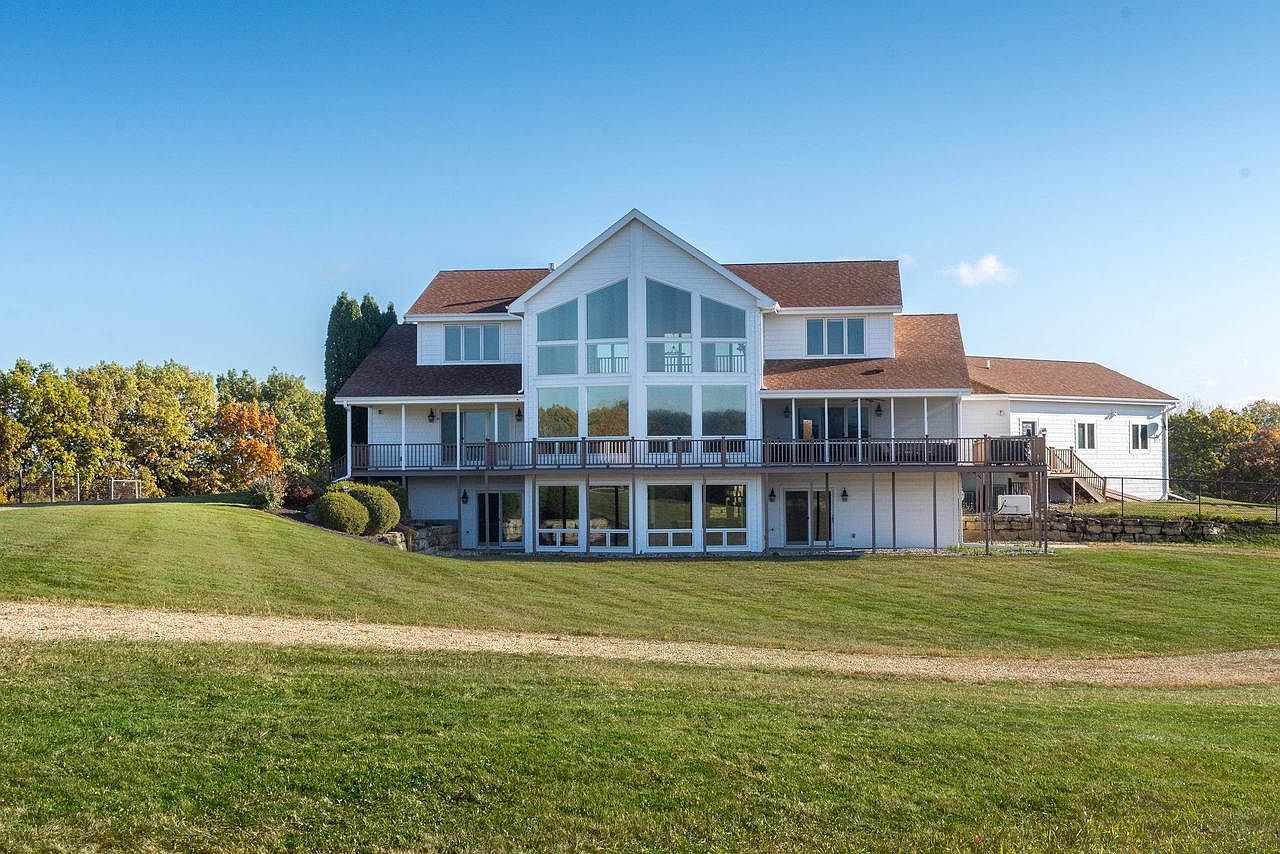 4230 Dalby Rd Black Earth, WI 53515 - Thumbnail 3