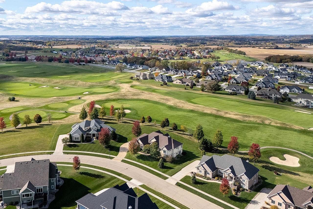 939 Carnoustie Way Oregon, WI 53575 - Thumbnail 3