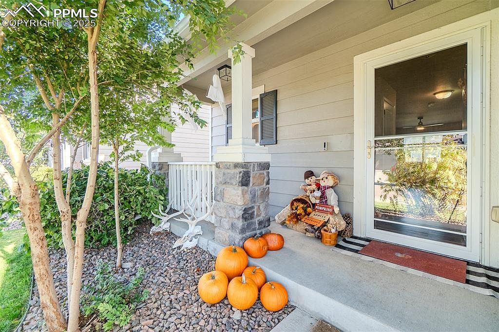 4027 Silver Star Grv Colorado Springs, CO 80911 - Thumbnail 3