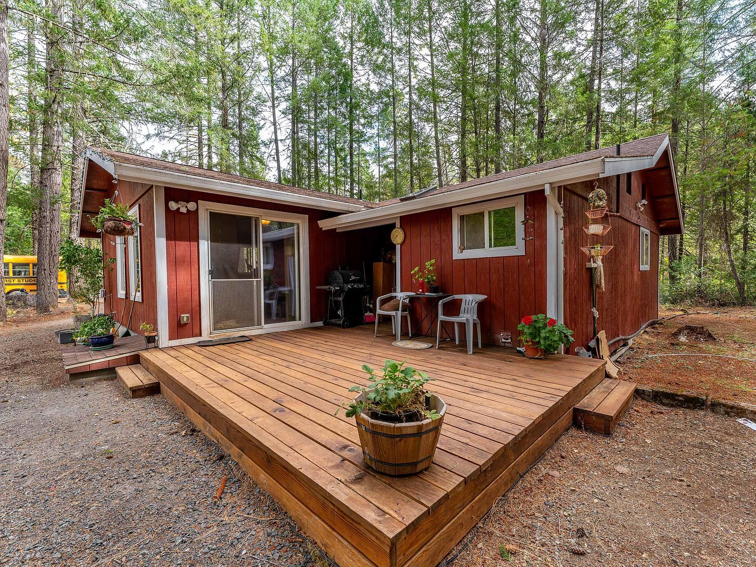 755 Rough And Ready Creek Rd Cave Junction, OR 97523 - Thumbnail 3